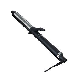 Easily create glamorous and perfectly defined curls with the ghd curve® classic curl iron. Featuring a 1" medium ceramic barrel with ergonomic clamp to create shiny, long-lasting curls, even on shorter hair. Includes protective cool tip for safety while curling, built-in safety stand, professional-length cord, automatic sleep mode after 30 minutes, and universal voltage. No more guessing the correct styling temperature. Our breakthrough ultra‑zone™ technology detects each strand of hair and adap Curl Iron, Ghd Curve, Curling Hair, Hair Straighteners Flat Irons, Curling Iron Hairstyles, Hair Straightening Iron, Curling Irons, Shorter Hair, Long Lasting Curls