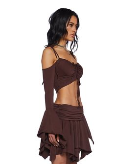 cuz you make this world magical. This top has off the shoulder sleeves, spaghetti straps with tie closures, ruching at the chest with a tie closure, a handkerchief cuff, and a cropped fit. Brown Festival Outfit, Homecoming Pins, Acl Fits, Desert Fairy, Gothic Fairytale, Rave Fit, Rave Dress, Handkerchief Top