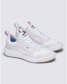 UltraRange EXO Shoe White Sneakers With Gum Sole For Outdoor Activities, Vans Store, Exo, Wish List