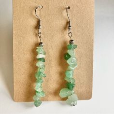 Green Aventurine Healing Crystal Stone Chip Dangle Earrings Brand New As Pictured! Stone Chip Earrings, Stone Bead Earrings, Crystal Chip Earrings, Gemstone Chips Jewelry, Rock Earrings, Chip Earrings, 2024 Jewelry, Vogue Jewelry, Brighton Earrings