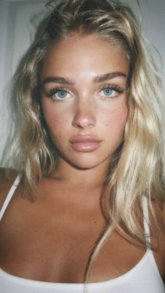 Blonde Hair Women, Maddie Francesca, Scandinavian Makeup, Scandinavian Beauty, Plum Lip, No Make Up Make Up Look, Maybelline Color Sensational Lipstick, Flawless Filter, Lipstick Nude