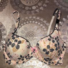 Super Soft Material Bra By Victoria’s Secret Size 32d Never Worn With Tag Studs Offers Welcome Fast Shipper Victoria's Secret Pink Floral Print Bra, Fitted Pink Floral Bra, Fitted Pink Floral Print Bra, 32d Bra, Sleep Wear, Victoria Secret Bras, Victoria's Secret Pink, Soft Material, Secret Pink