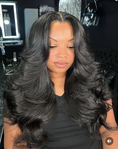 Track Hair, Dream Hairstyles, Track Hairstyles, Natural Straight Hair, Middle Part Hairstyles, Hair Aesthetic, Voluminous Curls, Voluminous Hair, Hot Hair Styles