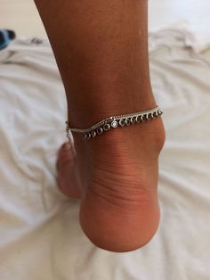 Color: silver Material: 925 Sterling Silver Weight:4.90 grams height : 1.3cm bracelet length: 22cm 5 cm extension (27cm) Delicate ankle bracelet, colorful anklet, 22 cm + 5 cm: 27 cm adjustable chain extender. Please make sure this size fits your ankle. If you need a different length, simply indicate your desired length in the note box at checkout, and we'll gladly make it for you All items are packed in an elegant jewelry box and ready to give as a gift. If you would like us to send the jewelry Silver Minimalist Anklets For Gift, Adjustable Sterling Silver Anklet, Minimalist Silver Anklets With Adjustable Chain, Adjustable Sterling Silver Chain Anklet, Sterling Silver Toe Ring Anklet, Silver Sterling Silver Toe Ring Anklet, Minimalist Sterling Silver Anklets In Silver, Sterling Silver Anklet With Silver Chain For Gift, Sterling Silver Anklets With Silver Chain As Gift