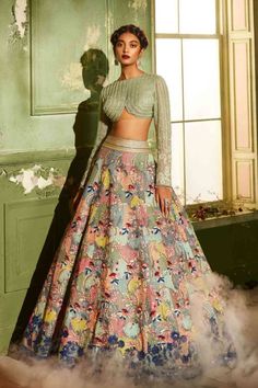 Colorful Lehenga, Marriage Dresses, Manish Malhotra Bridal, Bridal Skirt, Traditional Indian Outfits, Manish Malhotra