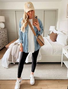 Look Legging, Mum Fashion, Legging Outfits, Casual Day Outfits, Elegante Casual, Mode Casual, Looks Street Style, Athleisure Outfits, Mode Inspo