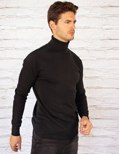 Our Arcon sweater is a long sleeves soft turtleneck that has a tight but stretchy knit. It doesn't feel heavy worn but keeps you warm without the use of any wool. Comes also in Ocean and Soy. Runs true to size. Has a good amount of stretch. Model is 6'1 wearing size M. FABRIC & CARE This is a cruelty free piece made carefully and ethically for Blue District, preserve its life by reading and following the tag guidelines. Tip: When in doubt, air dry your garment! It helps the planet and it'll Facebook Style, Gold Wrap, Stay In Shape, Air Dry, Fabric Care, Cruelty Free, Onyx, Long Sleeve Tshirt Men, Men Sweater