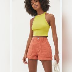 Urban Outfitters Bdg Orange High-Waisted Carpenter Shorts Nwot Size 28 Excellent Condition, New Without Tags! 100% Cotton Machine Wash Warm Recommended Carpenter Shorts Outfit, Buckle Outfits, American Eagle Outfits, Urban Outfitters Clothes, Carpenter Shorts, Shorts Outfit, Mom Shorts, Trendy Outfits