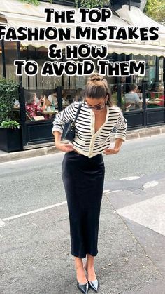 Fashion Mistakes Woman, Denim Midi Skirt Outfit, Outfits For Short Women, Reddit Stories, Text Pins, Fashion Fail, Fashion Aesthetics, Family Fashion, Fashion Mistakes