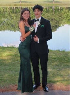 Item Details ： Product Number : SH815 Fabric: Satin Silhouette: Mermaid Sleeves：Sleeveless Formal Dress Pictures, Dark Green Prom Dresses, Prom Picture Poses, Prom Couples, Prom Dresses Formal, Prom Poses, Backless Evening Dress, Prom Dresses Long Mermaid, Prom Photos