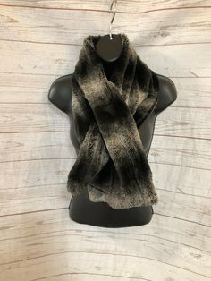 For Auction Today Stevie Mac Women’s Black / Gray Furry One Size Infinity Scarf  Brand: Stevie Mac Style: Infinity Scarf Dimensions: 40x10 inches Material: 100% Polyester Color: Black / Gray Made in China Condition: Pre Owned. Item sold as pictured in auction. What you see in pictures is what you get. See the photos. Please read the description and view all photos before bidding. IF FOR SOME REASONS THIS ITEM IS NOT GOOD FOR YOU PLEASE CONTACT US BEFORE YOU SEND AN ITEM BACK OR LEAVE A NEUTRAL O Scarf Dimensions, Infinity Scarf, Black Gray, Black And Grey, Auction, Mac, China, Grey, Black