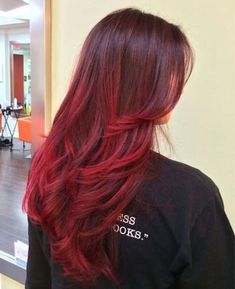 Top 25 Red Balayage Hairstyles to Try ASAP – HairstyleCamp Pelo Color Vino, Brown Hair Trends, Red Balayage Hair, Red Ombre Hair, Red Balayage, Red Hair Inspo, Fantasy Hair, French Hair, Hair Color And Cut