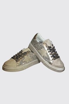 PU Vegan Leather Trainers with glitter sides, starfabric detailing and leopard print laces.    Material - PU Vegan Leather Brand - Findlay Leather Trainers, Womens Tie, Shoes Trainers, Tie Shoes, Gold Glitter, Womens Shoes Sneakers, Baskets, Shoe Laces, Leopard Print