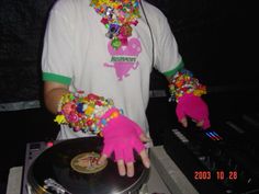 Party City Aesthetic, Uk Rave Aesthetic, 2000s Rave Aesthetic, Club Kid Aesthetic, Electropop Aesthetic, 2000s Alternative Aesthetic, Eurotrash Aesthetic, Rave Culture Fashion, Rave Birthday Party