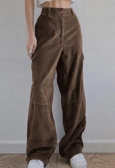 Chocolate Brown Outfit, Womens Denim Overalls, Shoes Outfit Fashion, Everyday Fashion Outfits, Cute Pants, Thrift Fashion, Simple Trendy Outfits, Type Of Pants