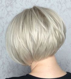 Bob For Fine Hair, Super Short Bobs, Short Stacked Bob Haircuts, A Line Haircut, Kort Bob, Fine Hair Styles For Women, Κούρεμα Bob, Stacked Haircuts, Stacked Bob Hairstyles