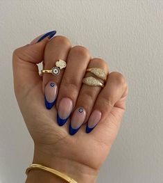 nails Nail Inspo Almond Evil Eye, Evil Eye On Nails, Eye Evil Nails, Almond Nails Designs Evil Eye, Nail Inspo For Summer 2024, Evil Eye Summer Nails, Nail Inspo For Italy, Colorful Evil Eye Nails, Greek Inspo Nails