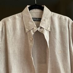 Mens Salvatore Ferragamo Linen Dress Shirt Size Large Beige Color Buttons Ferragamo Logo On The Upper Left Made In Italy Beige Linen Dress, Linen Shirt Dress, Tailored Shirts, Mens Shirt Dress, Linen Dress, Dress Shirts, Beige Color, Salvatore Ferragamo, Dress Shirt