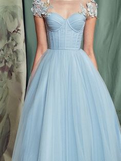 🚚FREE Shipping on orders over $80 ✨ use Code: "Mylook" for Extra Discount at checkout ﻿- 📏Sizing: run a little small 📏 Selling Points 1. Gender: Women's 2. Style: Party 3. Occasion: Summer Dress Wedding Guest Birthday Vacation 4. Dresses Type: Party Dress Bridal Shower Dress Semi Formal Dress Corset Dress 5. Neckline: Boat Neck 6. Design: Pleated Lace 7. Season: Summer Spring 8. Fit Type: Slim 9. Dress Length Type: Midi Dress Specifications Gender: Women's, Style: Fashion, Romantic, Party, Occasion: Summer Dress, Wedding Guest, Graduation, Birthday, Tea Party, Holiday, Vacation, Dresses Type: Party Dress, Empire Waist Dresses, Bridal Shower Dress, Homecoming Dress, Semi Formal Dress, Corset Dress, Neckline: Boat Neck, Fabric: Tulle, Design: Pleated, Lace, Elasticity: Micro-elastic, Patt Summer Banquet Gown With Fitted Bodice, Blue A-line Dress With Lined Bodice, Light Blue A-line Bridesmaid Dress, Light Blue A-line Prom Evening Dress, Fitted Tulle Dress For Prom, Light Blue A-line Party Dress, Light Blue Fitted A-line Evening Dress, Light Blue Fitted Gown For Party, Summer Banquet Gown With Sweetheart Neckline