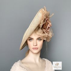 Kentucky derby hat, Rose Gold  derby hat, Beige Saucer hat, disc floral royal ascot hat for woman, straw fascinator, Beige wedding hat, ascot hat, mother of bride, luncheon hat, tea party hat, Melbourne cup hat This NATURAL, BEIGE, GOLD  sinamay saucer hat is hand blocked  using traditional techniques and is embellished  with a stunning silk flower. It is a perfect hat for weddings, Royal Ascot horse races, cocktails, derby... It is mounted on a headband. If you want, you can choose the side of the head were you like to wear the fascinator, just convo me. Any color of the fascinator can be changed to order.  Follow this link for more beautiful choices from 'Sophie Young Hats' https://www.etsy.com/shop/sophieyounghats**UK ORDERS OVER 150€ WILL PAY THE VAT TAXES AT CUSTOMS** Feminine Curved Brim Hats For Kentucky Derby, Feminine Short Brim Hat For Kentucky Derby, Feminine Hats For Royal Ascot, Beige Summer Fascinator For Garden Party, Beige Boater Hat For Wedding, Beige Fascinator For Garden Party, Beige Boater Hat For Formal Spring Occasions, Gold Curved Brim Hat For Kentucky Derby, Structured Crown Cloche Hat For Kentucky Derby