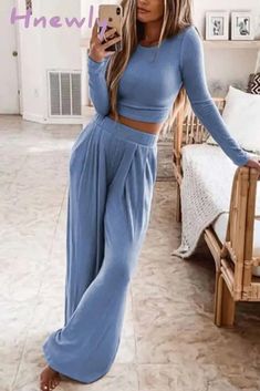 Details: Material: Cotton Style: Daily Fit Type:Casual Sleeve Length: Long Sleeve SIZE(IN) Waist Sleeve Bust Length S 25.7 22.2 28.9 19.5 M 27.3 22.6 30.4 19.9 L 28.9 23.0 32.0 20.3 XL 30.4 23.4 33.5 20.7 Tips:Due to the many variations in monitors, the color in the image could look slightly different, please take physical design and color shall prevail.Please allow 0.4"-1" differs due to manual measurement. Ripped Jeans Style, Ripped Jeans Women, Mom Pants, Wide Legs, Black Tank, Cotton Pants, Cotton Style, Ripped Jeans, Denim Fashion