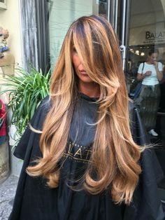 Black Hair Inspiration, New Year Hairstyle, Hair Streaks, Honey Blonde Hair, Hair Done