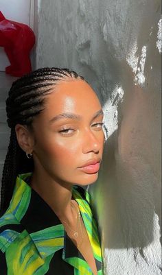 Rihanna Braids Cornrows, Woman With Cornrows, Mini Cornrows, Corn Rows White Women, 2000 Cornrows, Corn Row Braids Black Women, White Girl Cornrows Half Head, Beauty Moodboard, Straight Back Cornrows