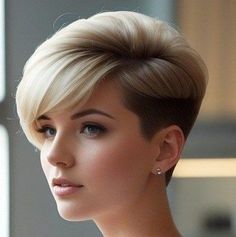 Short Haircuts Ideas, Pixie Haircut Ideas, Popular Short Haircuts, Ideas Haircut, Hair Styels, Chic Short Hair, Haircuts Ideas, Short Hair Images, Short Hair Pixie Cuts