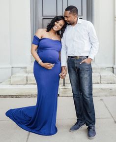 This sweetheart maternity gown with a train is the perfect photoshoot or special event maternity gown! With a cross over sweetheart bust, a slim fit bodice, gorgeous train, and ultra-soft, stretch material this gown is equal parts comfort and elegance. A versatile yet elegant gown for any occasion!  Pictured in Royal Blue.  #SexyMamaMaternity #maternityphotoshoot #maternityphotography #maternitygown Maternity Gowns, Gowns Of Elegance, Maternity Session, Pregnancy Shoot, Fitted Bodice, Pregnancy Photoshoot, A Train, Black Love, Maternity Photography