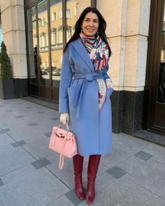 Classy Winter Outfits, Iranian Women Fashion, Beautiful Style, Outfits Women, Uk Fashion, Fashion Colours