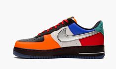 The Nike Air Force 1 Low “What the NY” is an ode to the Big Apple that features the uniform colors of New York City’s major sports teams applied to its mismatched upper.  The design follows the same color blocking theme of the accompanying “What the LA” version of the Air Force 1 Low, only replacing the upper with the colors specific to the New York sports scene.  Heavy on the blues and oranges, the mismatching motif also includes pinstripe detailing on the mid-panel of the right shoe with class Ny Shoes, Yellowstone T Shirts, Mens Casual Dress Outfits, The Big Apple, Football Field, Nike Air Force 1 Low, Custom Nikes, Air Force Ones, Air Force 1 Low