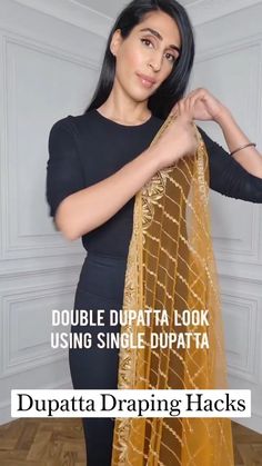 Double Dupatta Lehenga Draping Bridal, Wrap Dupatta On Lehenga, Lehenga Chunni Styles, Lahanga Choli Design, Lehanga Chunni Draping, Choli Duppata Style, Saree Style Dupatta Draping, Lehnga Drapping Styles, Lehenga Choli Dupatta Style