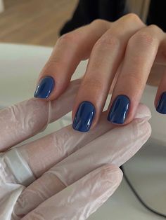 nails nailart nailsofinstagram naildesign Blue Nail Polish, Blue Nail, Cat Eye Nails, Minimalist Nails, Funky Nails