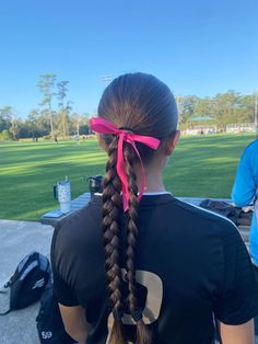 Soccer Game Day Hairstyles, Soccer Mom Hairstyles, Cute Soccer Hairstyles, Gymnastics Hairstyles For Competition, Hair Styles For Sports, Game Hairstyles, Race Day Hair, Sports Hairstyles Volleyball, Cute Volleyball Hairstyles