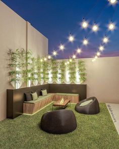 Balcony Set Up, Ideas Para Patios, Psychologist Office Decor, Garden Wall Decoration, Roof Styles, Backyard Pool Designs