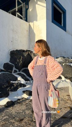 Overalls Outfit Teacher, Style Surf, Estilo Hippie, Warm Outfits, Fall Winter Outfits, Daily Outfits, Granola, Pretty Outfits