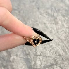 Skater Jewelry, Promise Rings Vintage, Graduation Rings, Black Hills Gold Jewelry, Gold Heart Ring, Dark Heart, Pierced Jewelry, Pretty Necklaces