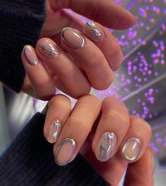 Nude Base Nails With Design, Chrome Design Short Nails, Cool Natural Nail Designs, Nails Inspo Y2k, Guy Nails, Nails Retro, Army Nails, Mens Nails