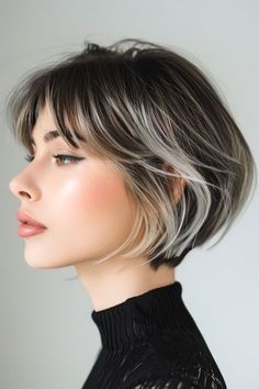 Blonde Highlights For Short Brown Hair, Balayage With Short Hair, Short Hair With White Highlights, Silver Bangs Brown Hair, Black Short Hair Highlights, Cute Short Hair Color Ideas, Brunette Hair Color Cool Tone, Short Dark Highlighted Hair, Blonde Balayage On Dark Hair Bob