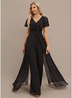 JJ's House Chiffon V-Neck Fall Spring Summer Winter Jumpsuit/Pantsuit Plus General Jumpsuit/Pantsuit Size Chart No Leg Slit Scoop Back Zip Simple Elegant Black Tie Black Height:5.8ft（176cm） Bust:32in（82cm）Waist:24in（61cm）Hips:35in（89cm） No Floor-Length Black Model N. #JJ's House #Chiffon #VNeck #Fall #Spring #Summer #Winter #JumpsuitPantsuit #Plus #General #JumpsuitPantsuitSizeChart #NoLegSlit #Scoop #BackZip #Simple #Elegant #BlackTie #Black #No #FloorLength #Black #ModelN Bridesmaid Pantsuit, Mother Of The Groom Suits, Jumpsuit Gown, Bridesmaid Suits, Black Tie Wedding Guest Dress, Dress Body Type, Chiffon Jumpsuit, Dress Pant Suit, Chiffon Evening Dress