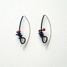 Contemporary earrings Rubber jewelry Long earrings Unusual jewelry Modern earrings Black earrings St Contemporary Earrings, Unusual Earrings, Unusual Jewelry, Earrings Inspiration, Modern Necklaces, Original Jewelry, Black Earrings, Earrings Black, Cool Necklaces