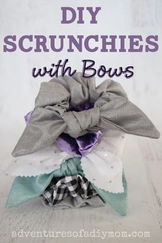 the diy scrunches with bows are easy to make