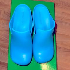 Bottega Veneta Clogs In Great Condition With Orginal Box Bottega Veneta Clogs, Slip-resistant Blue Clogs With Round Toe, Comfortable Blue Slip-resistant Clogs, Fun Blue Non-slip Clogs, Blue Slip-on Clogs With Leather Sole, Bottega Veneta Shoes, Mule Clogs, Mules Shoes, Bottega Veneta