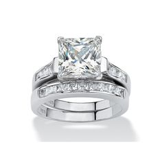 a princess cut diamond engagement ring set