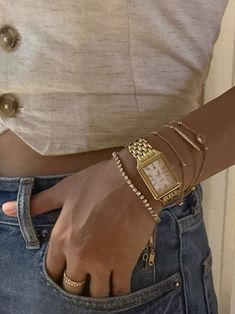 Golden Bracelet Stack, Gold Watch Aesthetic, Golden Watch Women, Classy Bracelets, Gold Bracelets Stacked, Bracelet Stacks, Classy Watch, Vintage Watches Women, Bracelet Watches Women