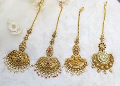 Gold polki headpiece tikka. Light in weight. *gold polki light weight tikka. Indian Hair Jewelry, Jewellery Chain, Chain Headpiece, Indian Choker Necklace, Silver Bridesmaid, Necklace Set Indian, Gold Headpiece, Silver Choker Necklace, Maang Tikka