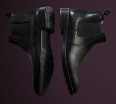 Our exclusive Axis Chasis™ System, Smart Degree Technology™ and XC Foam™ deliver lightweight comfort and stability. Johnston Murphy, Chelsea Boot, Product Name, Tap Shoes, Chelsea Boots, Dress Shoes Men, Oxford Shoes, Chelsea, Fashion Shoes