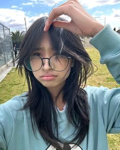 Amelia Haircut, Hairstyle With Side Bangs, Haircut With Glasses, Tomboy Long Hair