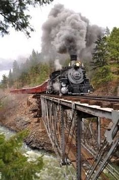 Train Bridge, Old Steam Train, Steam Engine Trains, Old Trains, Train Sets, Steam Train, Train Pictures, Vintage Train, Savannah Georgia