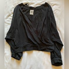 Brand New Without Tags/ Never Worn Free People Top, Could Fit Size Medium As Well As Smallz This Is A Versatile Top That Could Be Worn With Anything- Dressed Up Or Down! Free Tops, Free People Top, Free People Tops, Crossover, Sleeve Blouse, Free People, Top Blouse, Long Sleeve Blouse, Dress Up